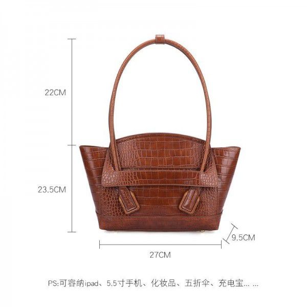 Bag women 2019 new fashion autumn winter handbag crossbow bag wing bag catfish bag crocodile lady